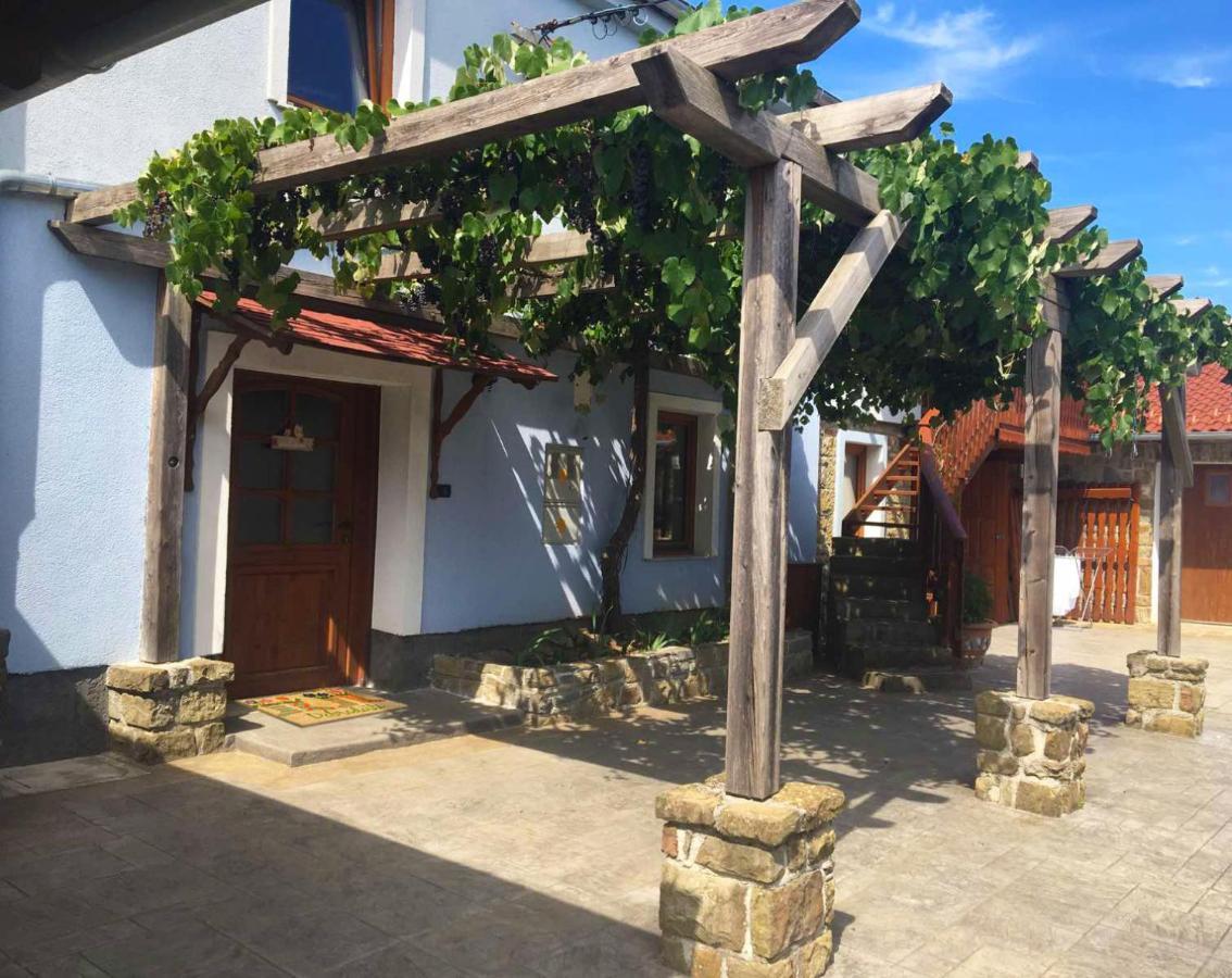 Apartamento Adori Ilirska Bistrica Exterior foto